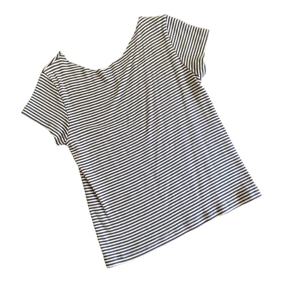 Super cute Brandy Melville teen top - Picture 2 of 3